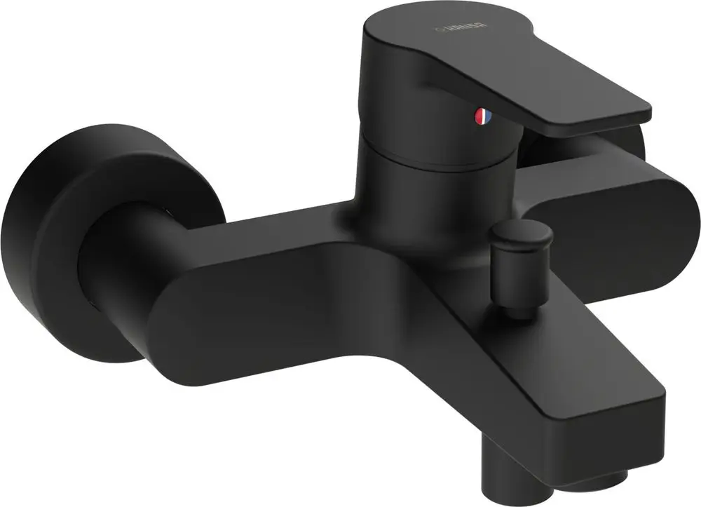 Schwarze Wannenfüll- und Brausebatterie von HANSA mit einem Hebel, verbunden mit einem wandmontierten Anschluss und einem seitlichen Knopf zur Steuerung.